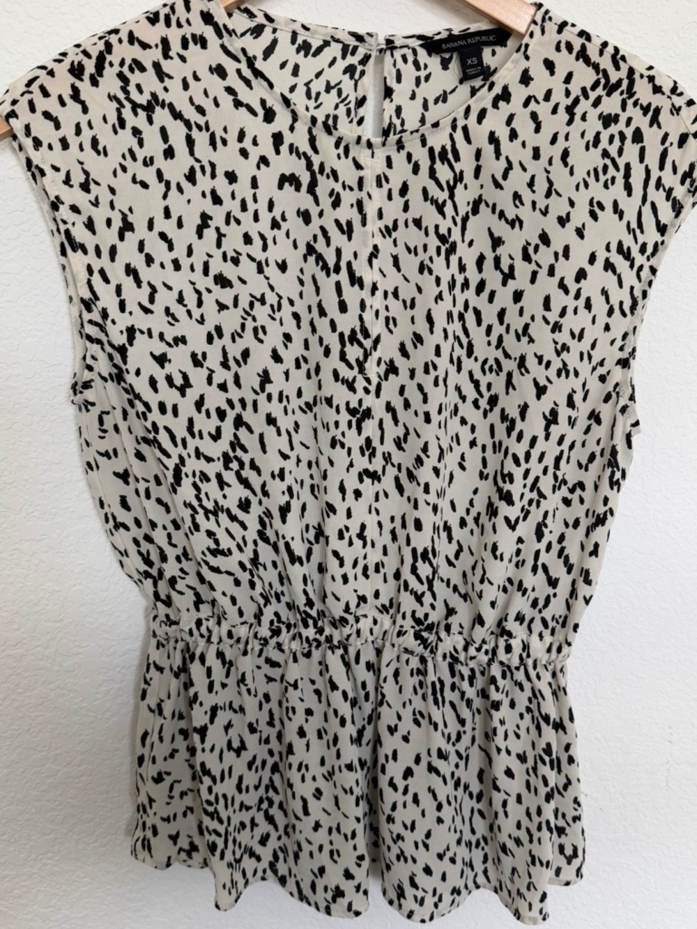 Banana Republic Womens Wear to Work & Office Top Black & White XS - Excellent
